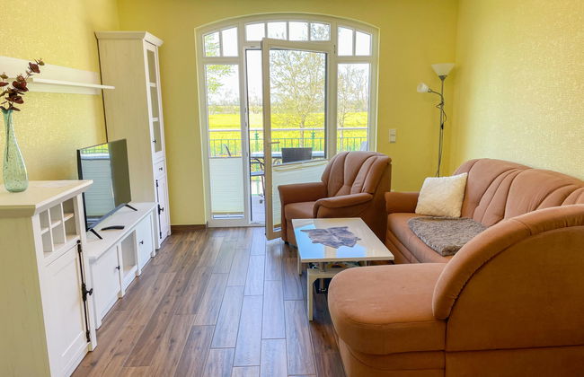 2 bedroom Apartment in Splietsdorf with garden - Photo 2