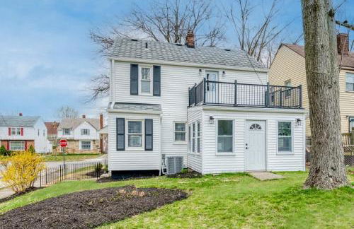Stylish 3BR w Sunroom & Deck - Foto 20