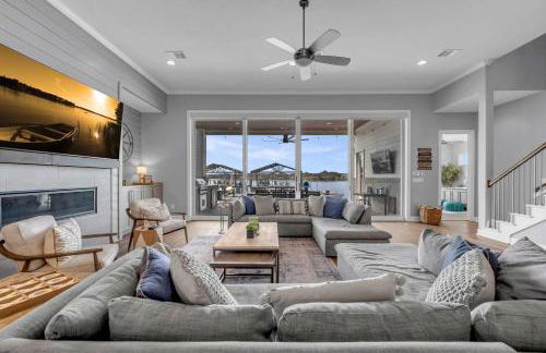 Luxury Waterfront Home with Swimming Pool Hot Tub and 2 Boat Slips - Foto 6