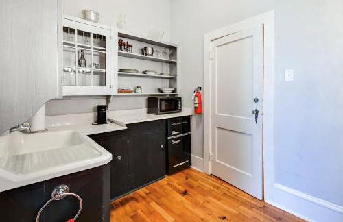 Historic Decatur Apt with City Square Views - Foto 14