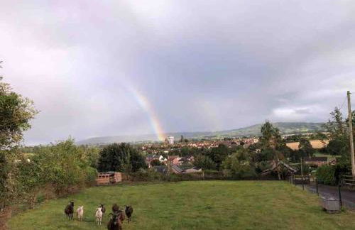 Light & Airy Vaulted Barn Conversion with a View - Photo 28