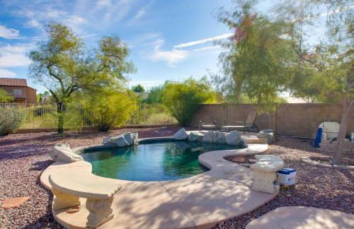 Poolside Relaxation Couples Retreat in Peoria! - Foto 23