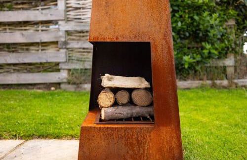 Luxurious Complex: 2 barns together edge of Frome - Photo 45