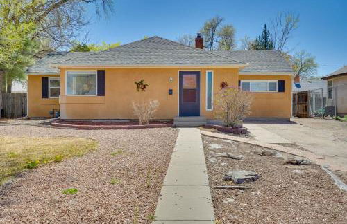 Pueblo House by Riverwalk, 2 Miles to Fairgrounds! - Foto 4