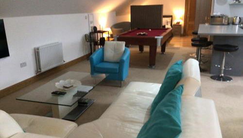 Luxury Studio Loft with Car Charging Point - Foto 3