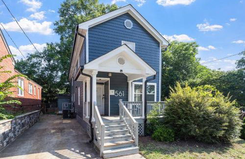 GATHERING HOUSE IN HISTORIC OAKWOOD - Foto 30