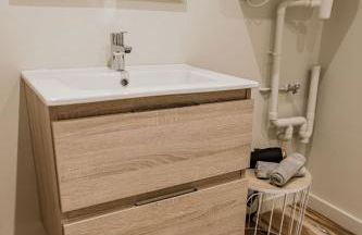 UM studios - Charmants studios tout équipé - wifi - Foto 42