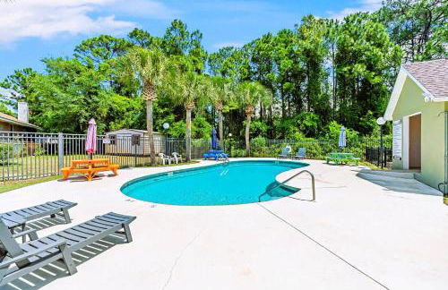 Steps Away-Game Room-Comm Pool-Golf Cart Deals - Foto 56