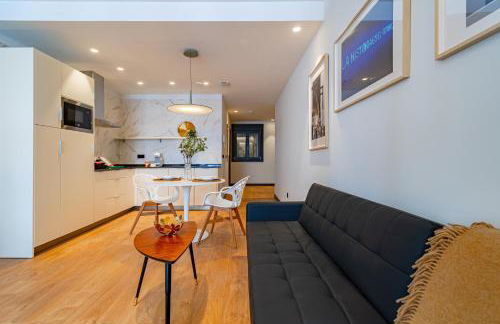 Edificio Fénix by Plaza Mayor Apartamentos - Photo 43