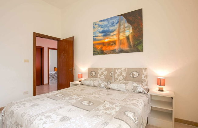 Villa in Italy With Private Garden Retreat - Foto 6