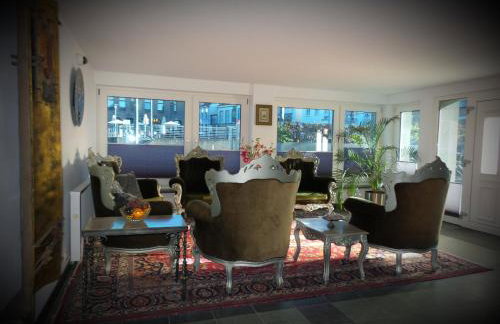 Erdgeschosswohnung im Stadtzentrum - Foto 2