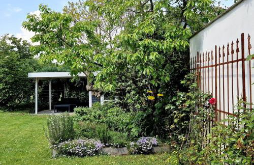 Fischer Villa von 1875 - Kuscheliges Appartment im Grünen - Foto 29