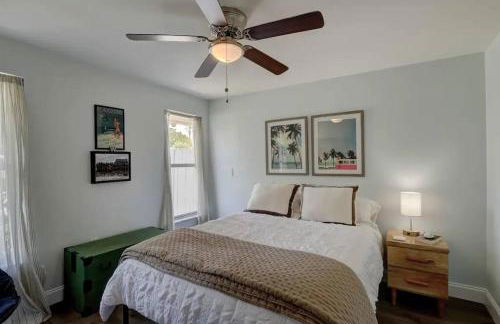 HIDDEN GEM - Family Friendly Pool Home -Welcome - Photo 27