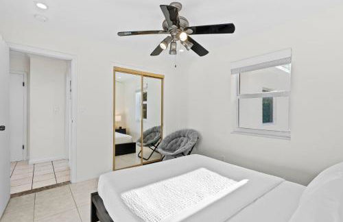 Solar Heated Pool Spa Tiki Hut Huge Backyard Hammock Retro Bikes - Foto 29