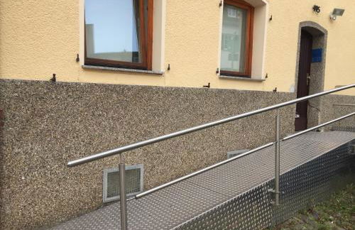 Saarlogis Haus Monteurwohnungen St Arnual - Photo 2