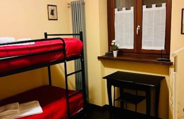 Incantevole Appartamento con Giardino - Garage Privato e Free Wifi - Photo 12