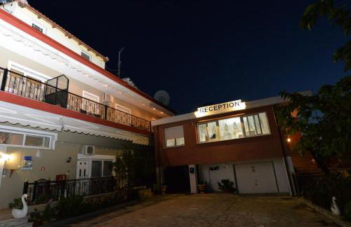 Studios Kostas & Despina - Photo 4