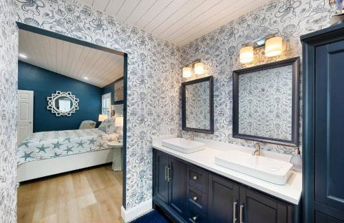 Salt & Sand on Catamaran - Photo 13