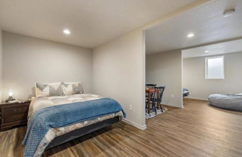 Bogie Bungalow - Walk to lake, bar & restaurant - Near golf course - AC - Fireplace - Pet Ok - Foto 2