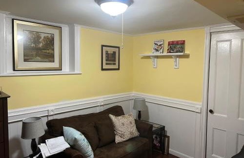 2 Br Victorian Apt 2800 sq ft 2 floors with Full Kitchen 2 baths and Laundry - Foto 4