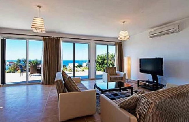 Sunny Villa, a Perfect Spacious Villa With Private Pool, Wifi & Ac in all Rooms - Foto 8