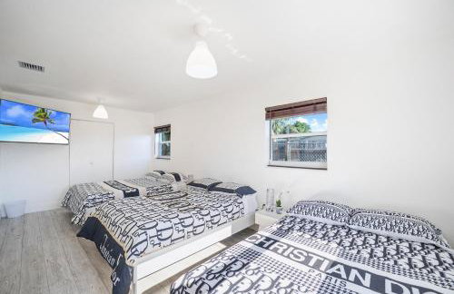 Dior Lake Front Villa With Infinity Pool - Foto 11