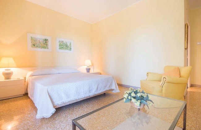 Villa Monica - Foto 2