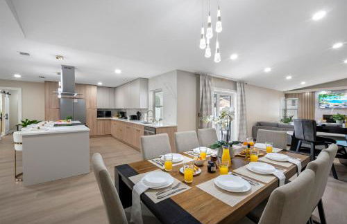 Luxe Getaway w Pool, Games & Fun Vibes - Foto 29