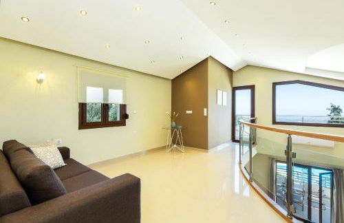 Anatoli Villa, a Retreat with Private Pool & BBQ, By ThinkVilla - Photo 24