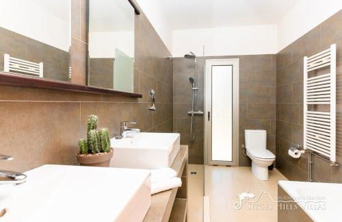 Designer Villa Elodie with private pool and space - Foto 18