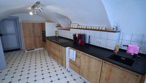 RefuKium alte Brennerei - Im Zentrum von Weißenburg - Foto 5, stove