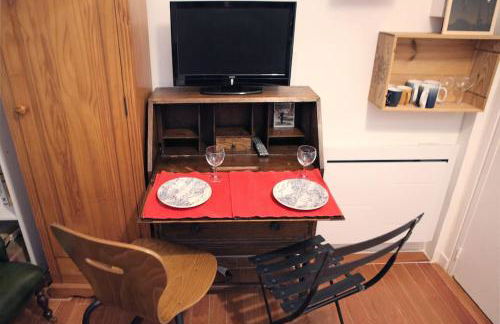 Chic neighborhood charming courtyard studio 7th - Foto 22