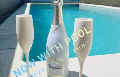 Sun n' Fun Apartments with Pool - Photo 1