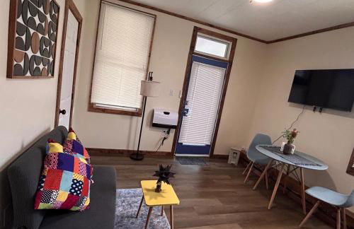 Urban OASIS Inspired by the 80s Unit 1 - Photo 1