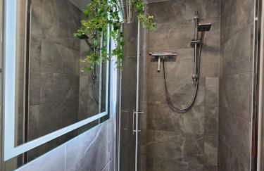 Stylish Putney village flat - Foto 19