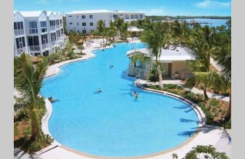 LIC Mgr - LUXURIOUS 3 BED 3 BATH OCEANFRONT SUITE - UPSCALE OCEANFRONT RESORT - INDOOR PICKLEBALL - SPEAKEASY! - Photo 31