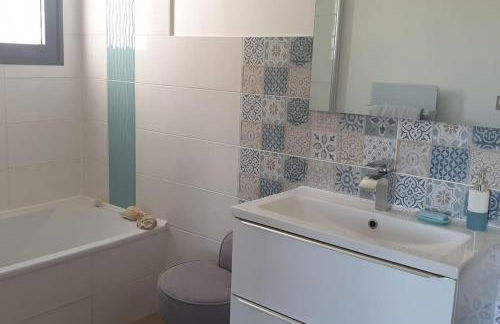 VILLA MODERNE PISCINE JACUZZi - Foto 16