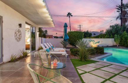 Vibrant Palm Springs Getaway w Pool BBQ Modern Design Taylor House by AvantStay - Foto 43