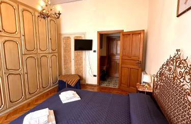 Maman Suite, city center near Molo Beverello - Foto 25