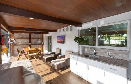 Fantasy Resort OMG PoolWaterfall outdoorKitchn Gym - Foto 54