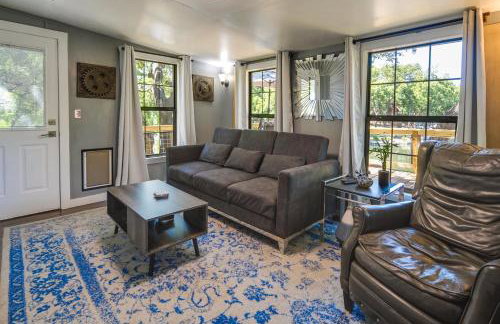 Waterfront Lake LBJ Cabin w/ Private Dock! - Photo 4