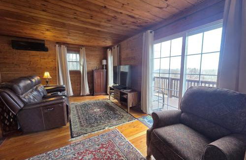 Mountain View Log Cabin - Cozy cabin in the Blue Ridge Mountains- New Property! - Foto 9