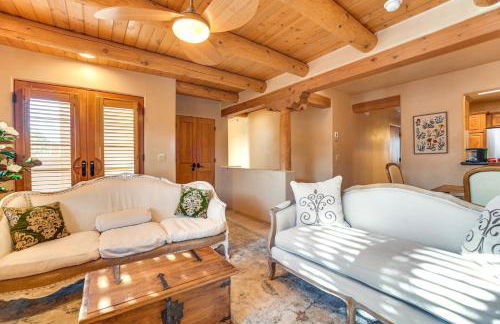 Walk to Santa Fe Plaza Condo with Kiva Fireplace! - Foto 5