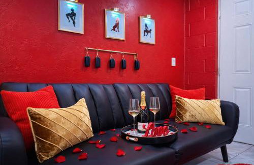 Red Chamber Hot Tub Couples Retreat - Foto 2