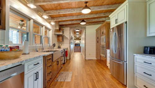 Spacious Alabama Retreat - Deck, Grill and Fire Pit! - Foto 3