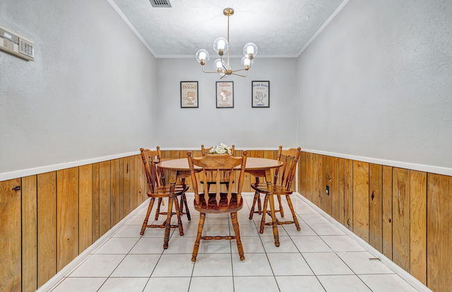 Hudson Manor 4 Bedroom Home by RedAwning - Foto 33