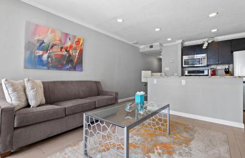 227-WIFI, New Paint, AMAZING Views, Close to BUCS stadium - Foto 13