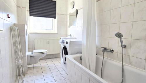 L21-Apartment Ottendorf-Okrilla, 1 Zimmer, 3 Betten, Standardisierte Ausstattung, ideal für Reisende, Pendler, Familien - Foto 2, Shower