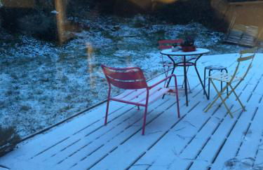 Maison de centre-ville au calme avec jardin et parkings - Photo 12