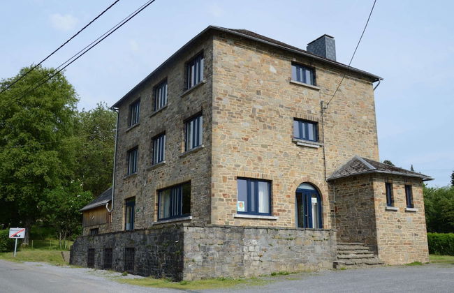 Grand Villa With Bubble Bath - Photo 54